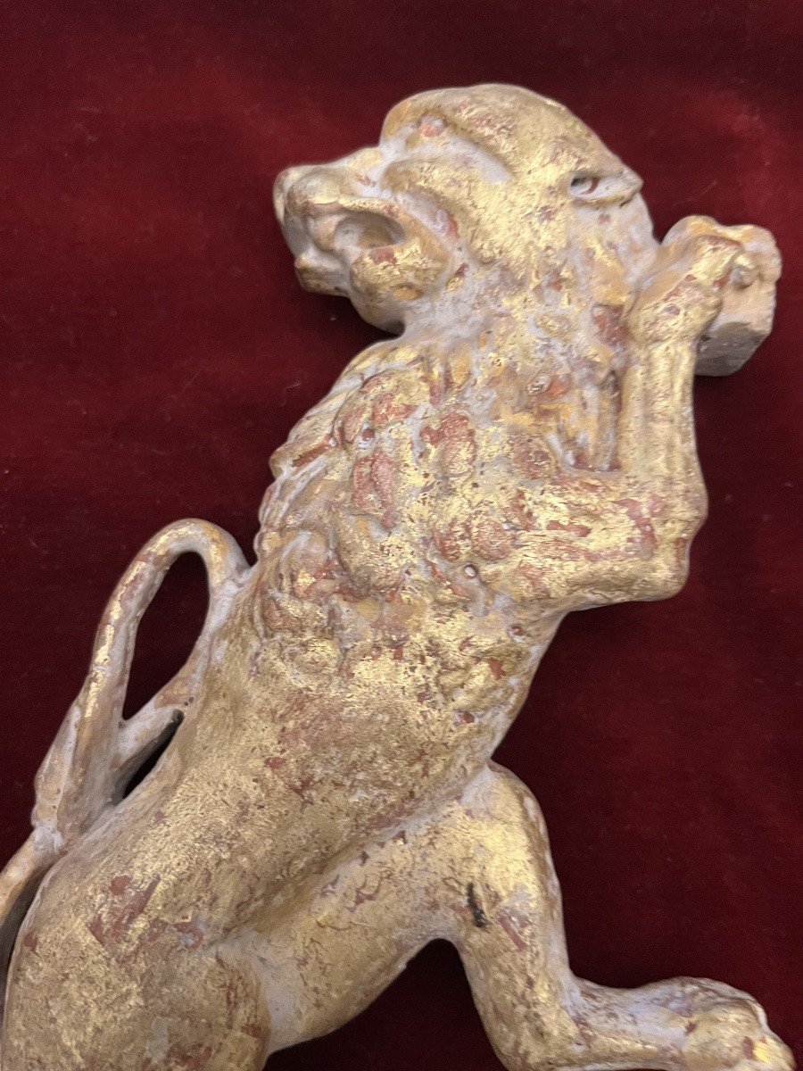 Pair Of Heraldic Lion Silhouettes, Gilt Wood, 18th Century.-photo-2