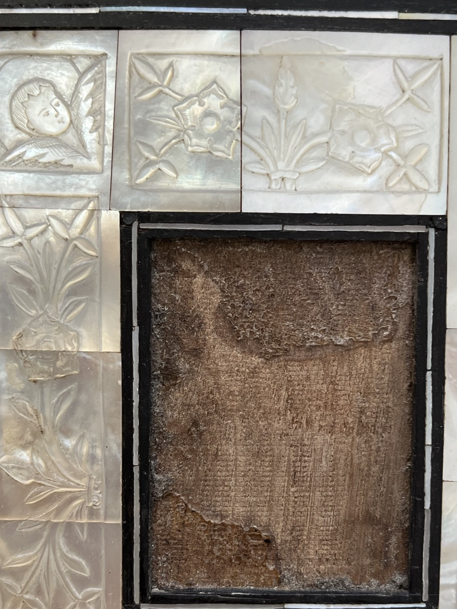 Petit cadre en nacre gravée, souvenir de Jérusalem, XIX eme siècle.-photo-3