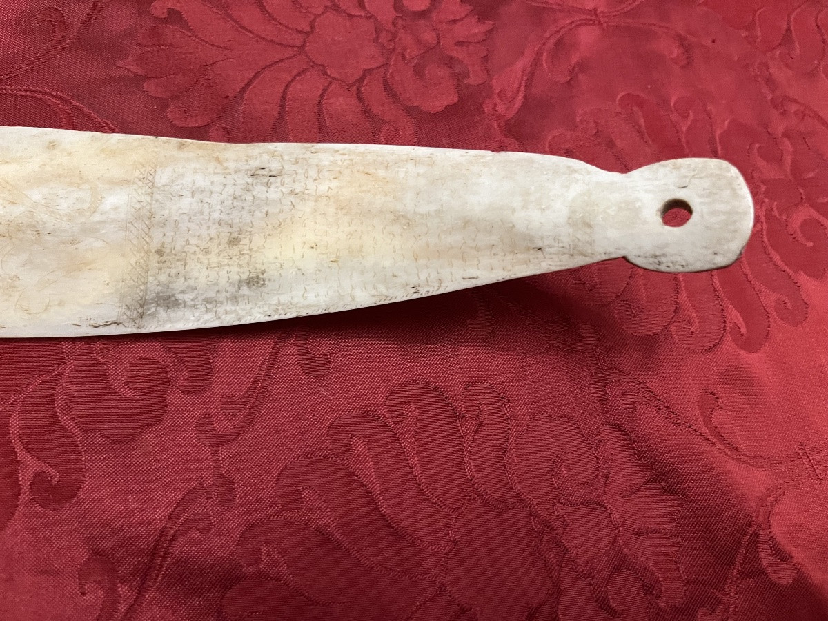 Engraved Animal Bone Blade, Late 19th, Early 20th Century. -photo-7
