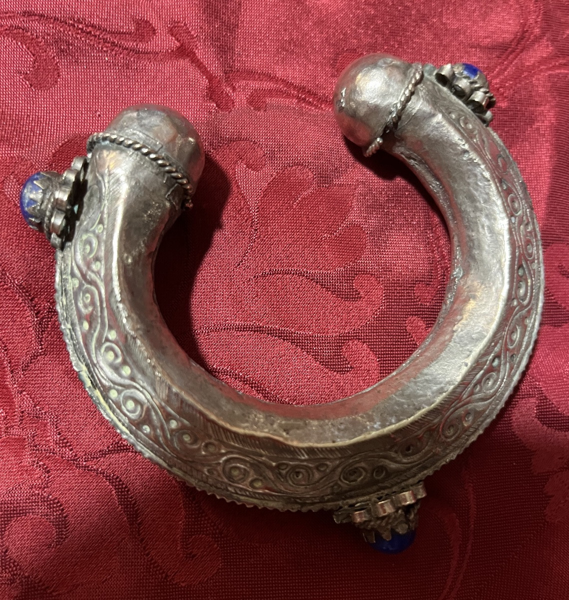 Paire de bracelets ethniques, argent bas titre. Vers 1950-photo-4