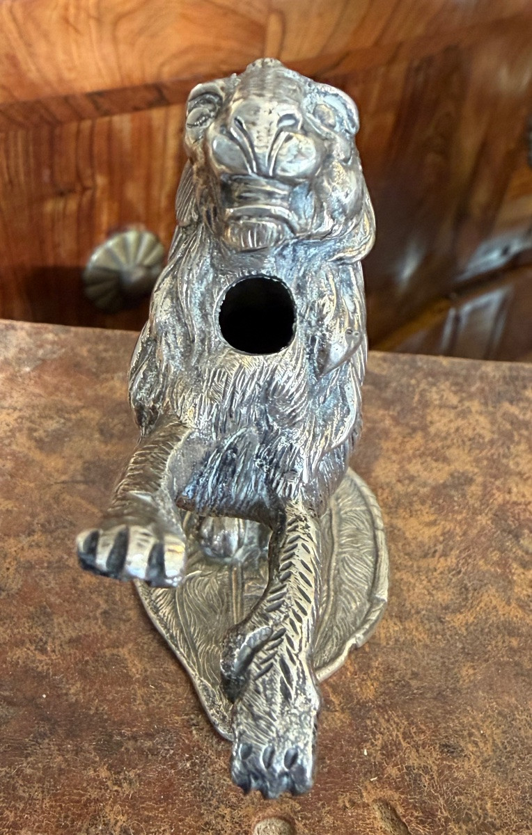 Lion, Heraldic Type, In Solid Silver.-photo-2