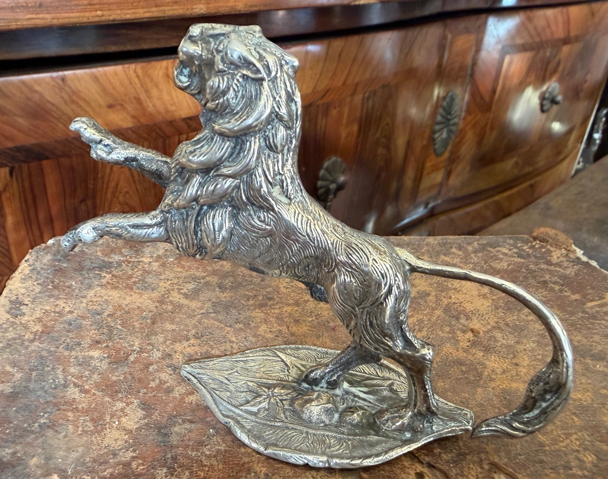 Lion, Heraldic Type, In Solid Silver.-photo-3