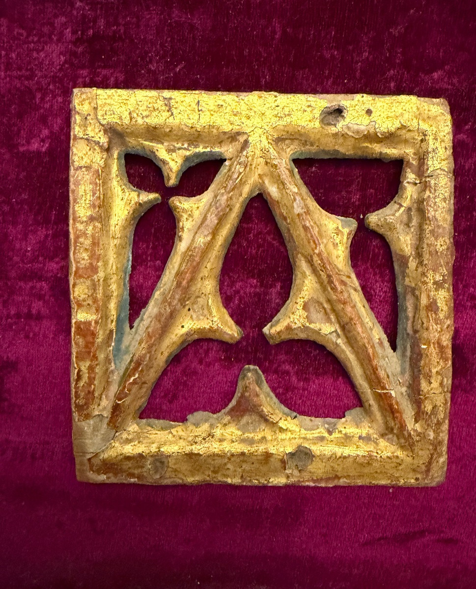 Small Pre-16th Century Gilded Wood Window.-photo-3