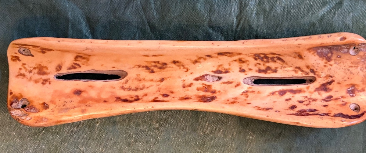 Carved Bone Eyeglasses, Inuit, Early 20th Century-photo-4