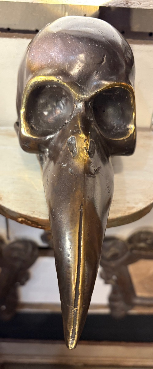 Sculpture en bronze dans le goût des masques vénitiens, XX eme siècle. -photo-2