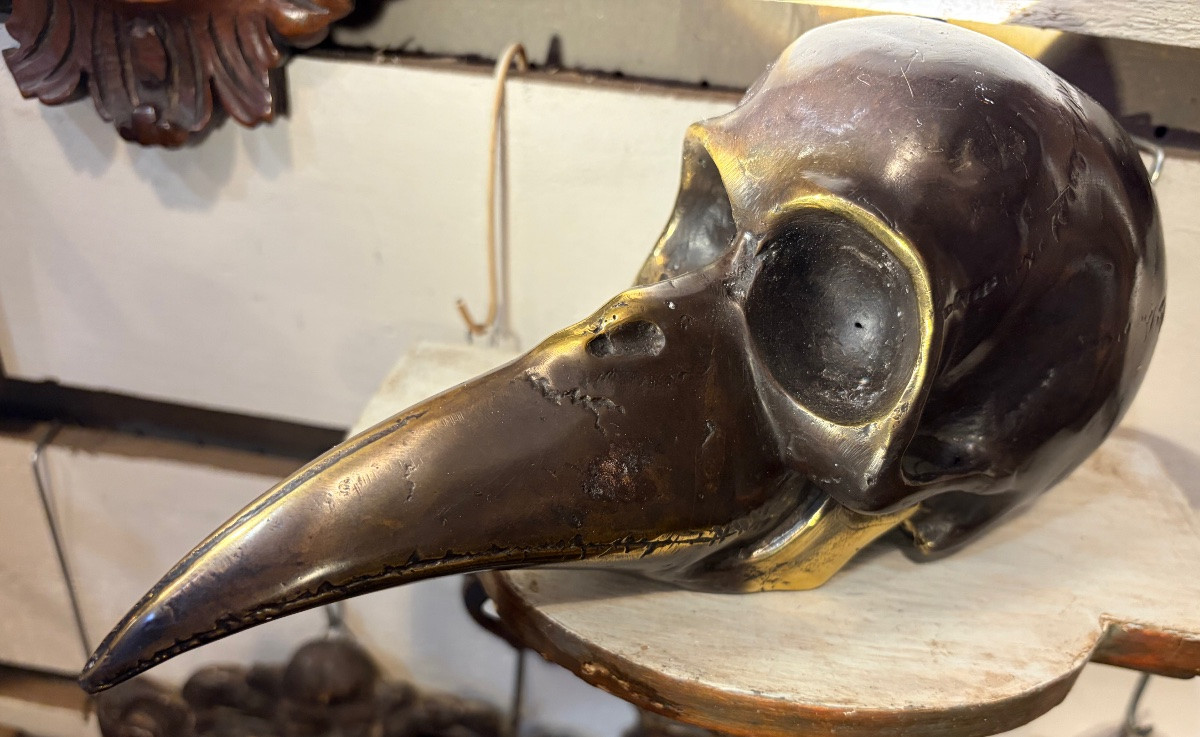 Sculpture en bronze dans le goût des masques vénitiens, XX eme siècle. -photo-3
