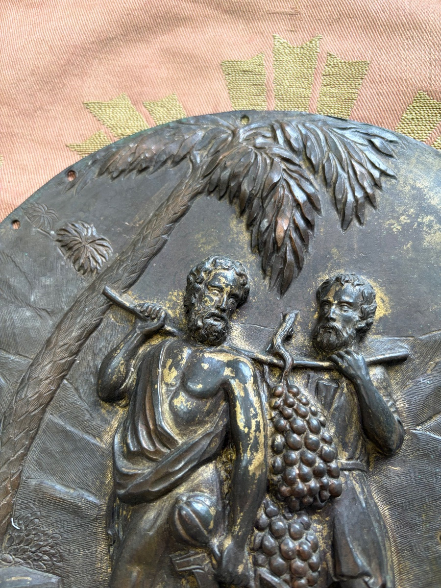 Large Bronze Plaque Depicting The Harvest Of Grapes In The Land Of Canaan. 17th Century.-photo-8