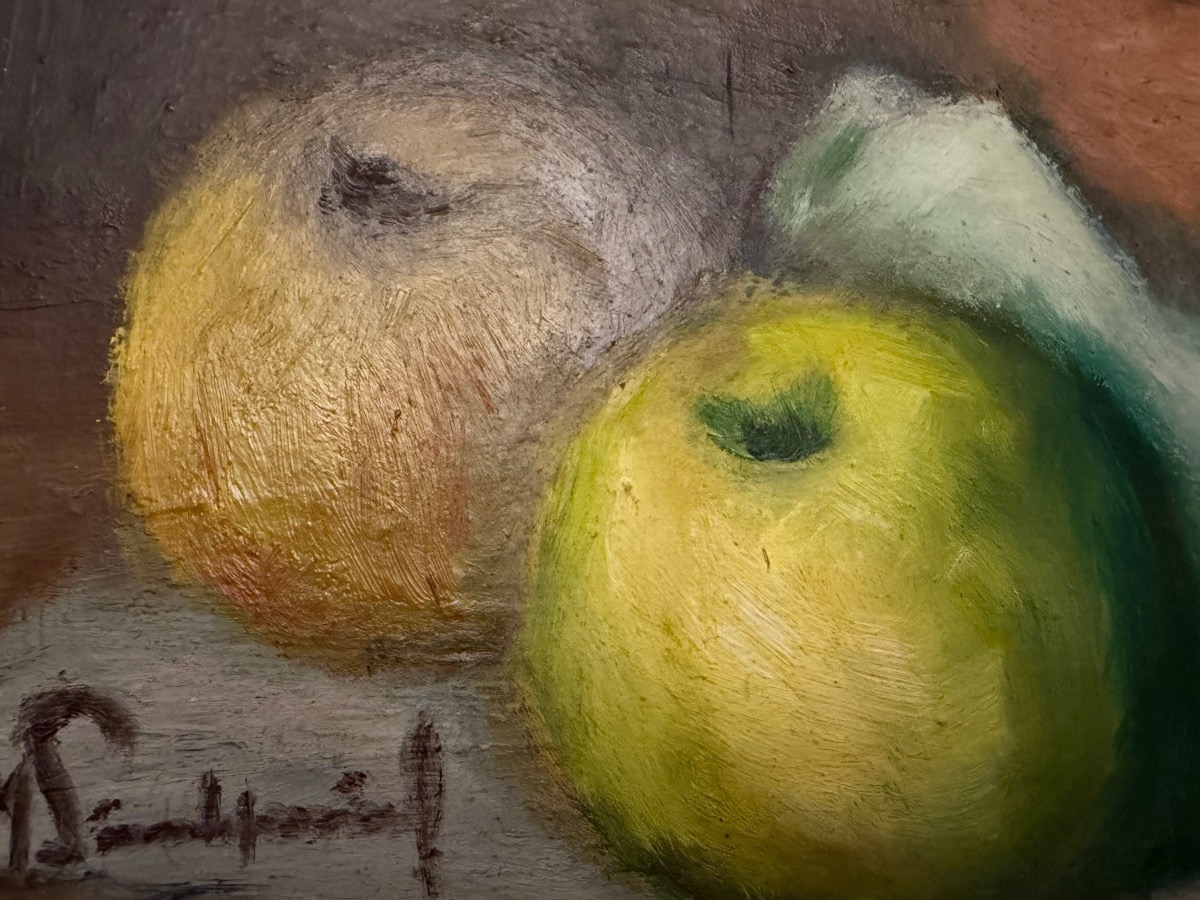 Nature morte à la chevrette vernissée verte et aux pommes . Vers 1960. France.-photo-2