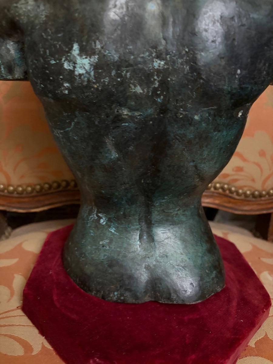 Torse masculin en cuivre patiné vert, dans le goût antique. XX eme siècle.-photo-2