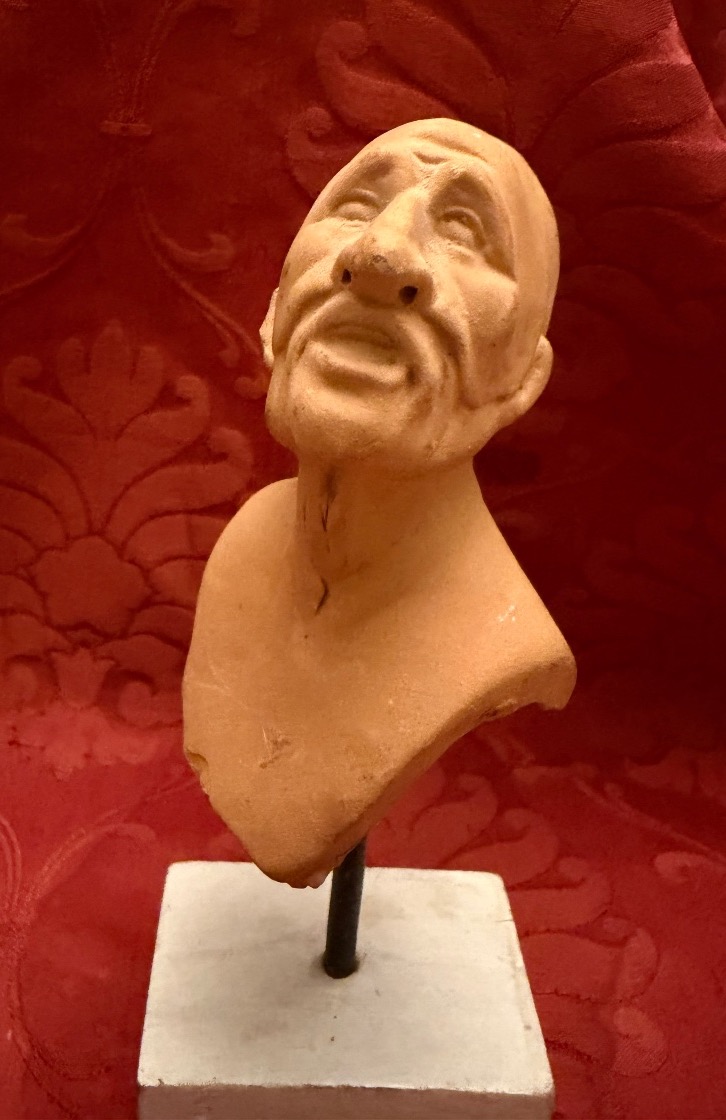 Small Terracotta Bust Of An Italian Actor Wearing A Commedia Dell&amp;#039;arte Mask. -photo-3