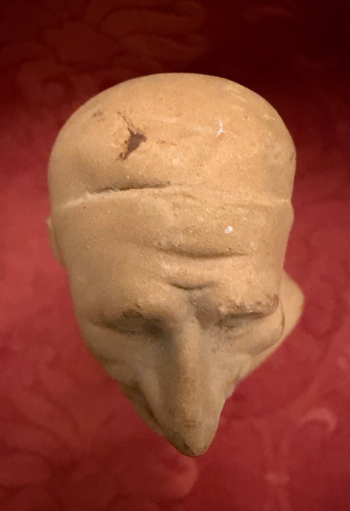 Small Terracotta Bust Of An Italian Actor Wearing A Commedia Dell&amp;#039;arte Mask. -photo-5
