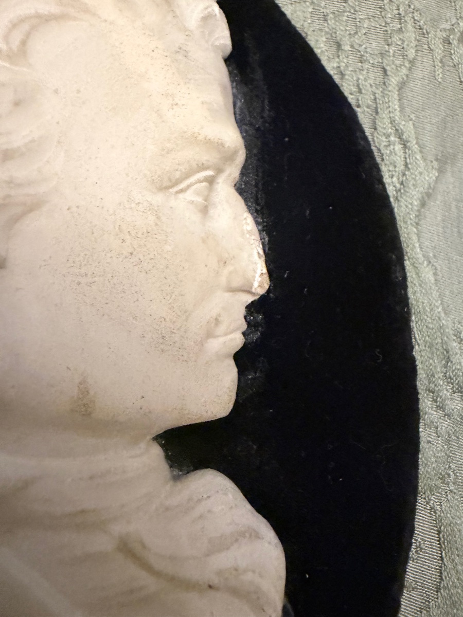 Deux profils en marbre blanc, Raphaël et un homme non identifié. XIX éme.  Italie ?-photo-2