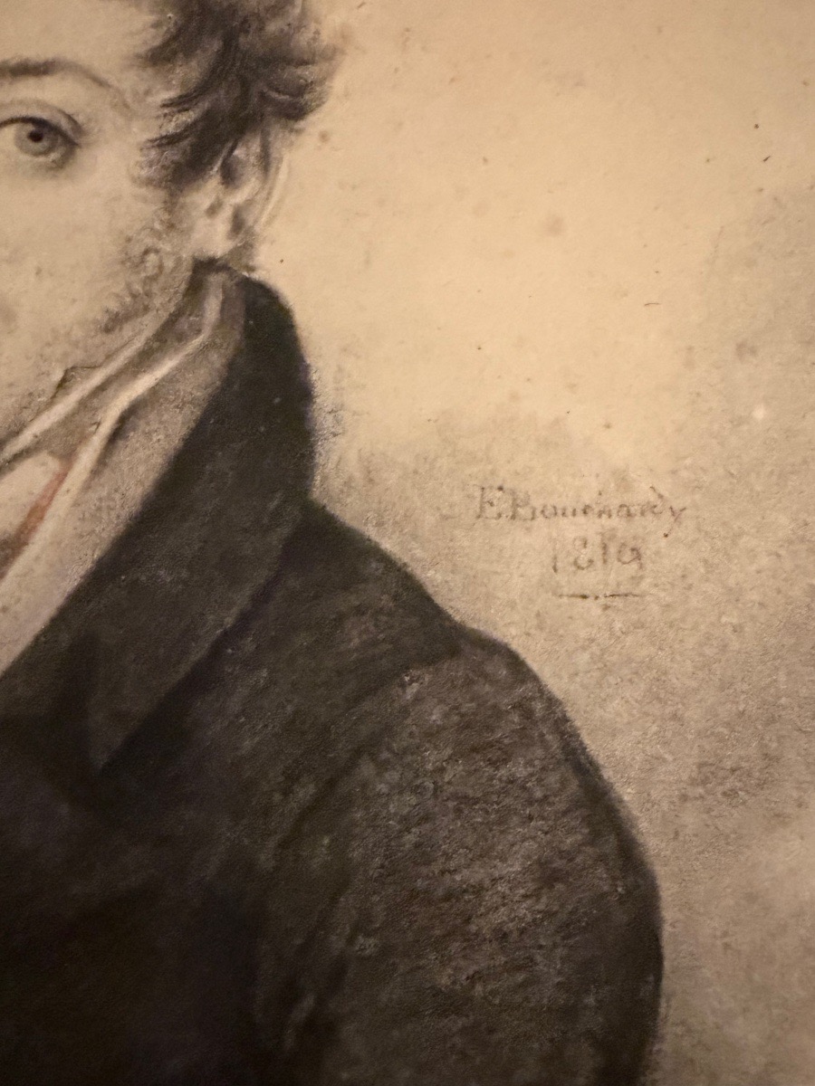 Portrait en buste d’un jeune homme de qualité, daté 1810. Estompe et mine de plomb, -photo-4