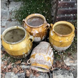 Ensemble de 4 pots à graisse, fin 19 éme , début 20 éme. Sud ouest, terre cuite vernissée jaun