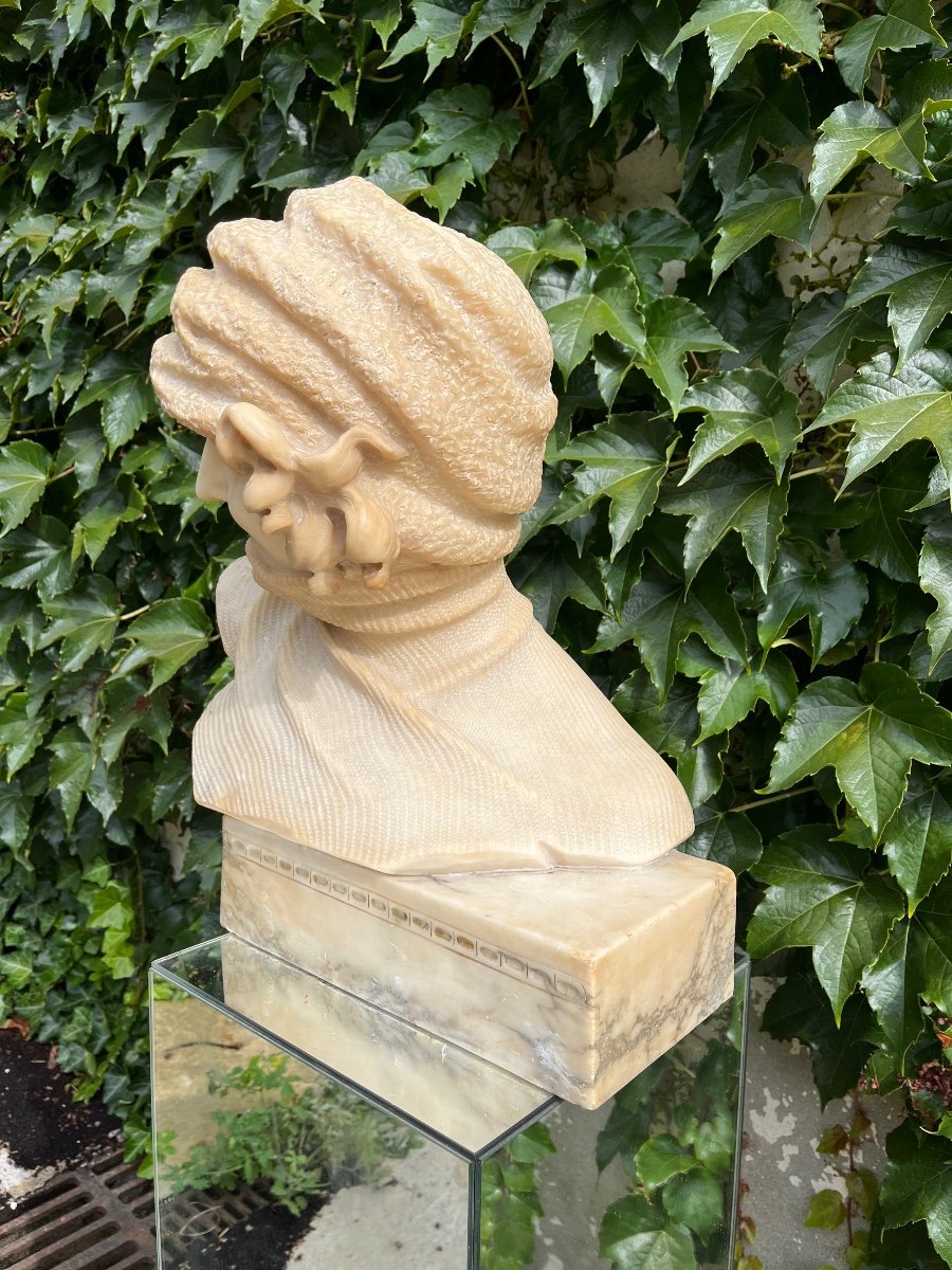 Buste De Femme Au Bonnet.-photo-3