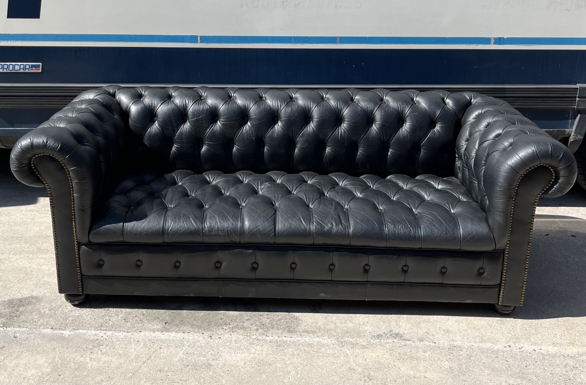 Chesterfield Sofa 