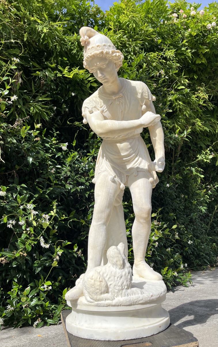 Sculpture en marbre ‘l’arlequin et son chien’-photo-4