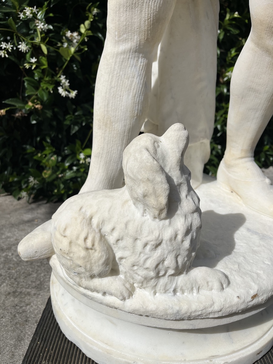 Sculpture en marbre ‘l’arlequin et son chien’-photo-4