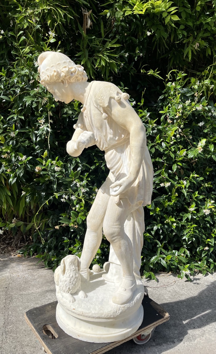 Sculpture en marbre ‘l’arlequin et son chien’-photo-5