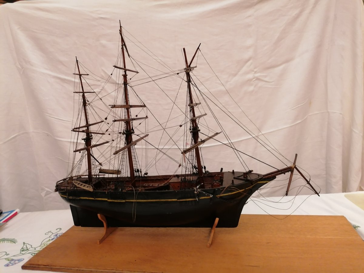 Bateau En Bois Du 19ème Siècle 