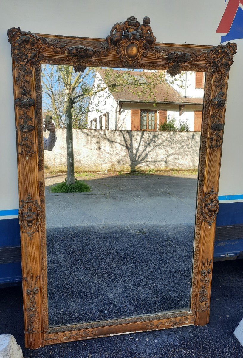 Miroir à décor de fruits et de putti d'époque Napoléon III 