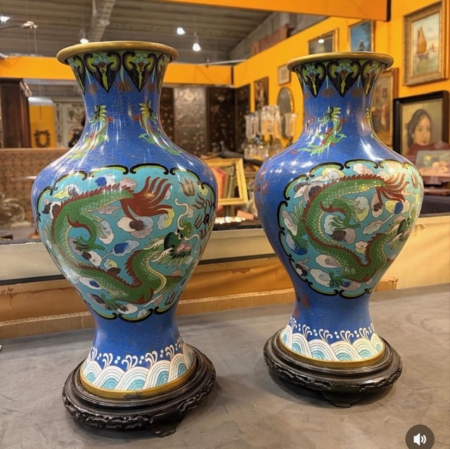 Pair de vases chinois en émail cloisonné-photo-3