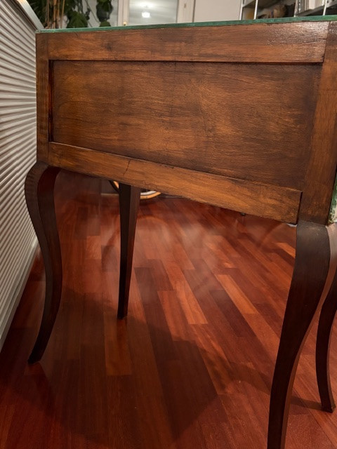 Petite commode à miroir ciselé-photo-8