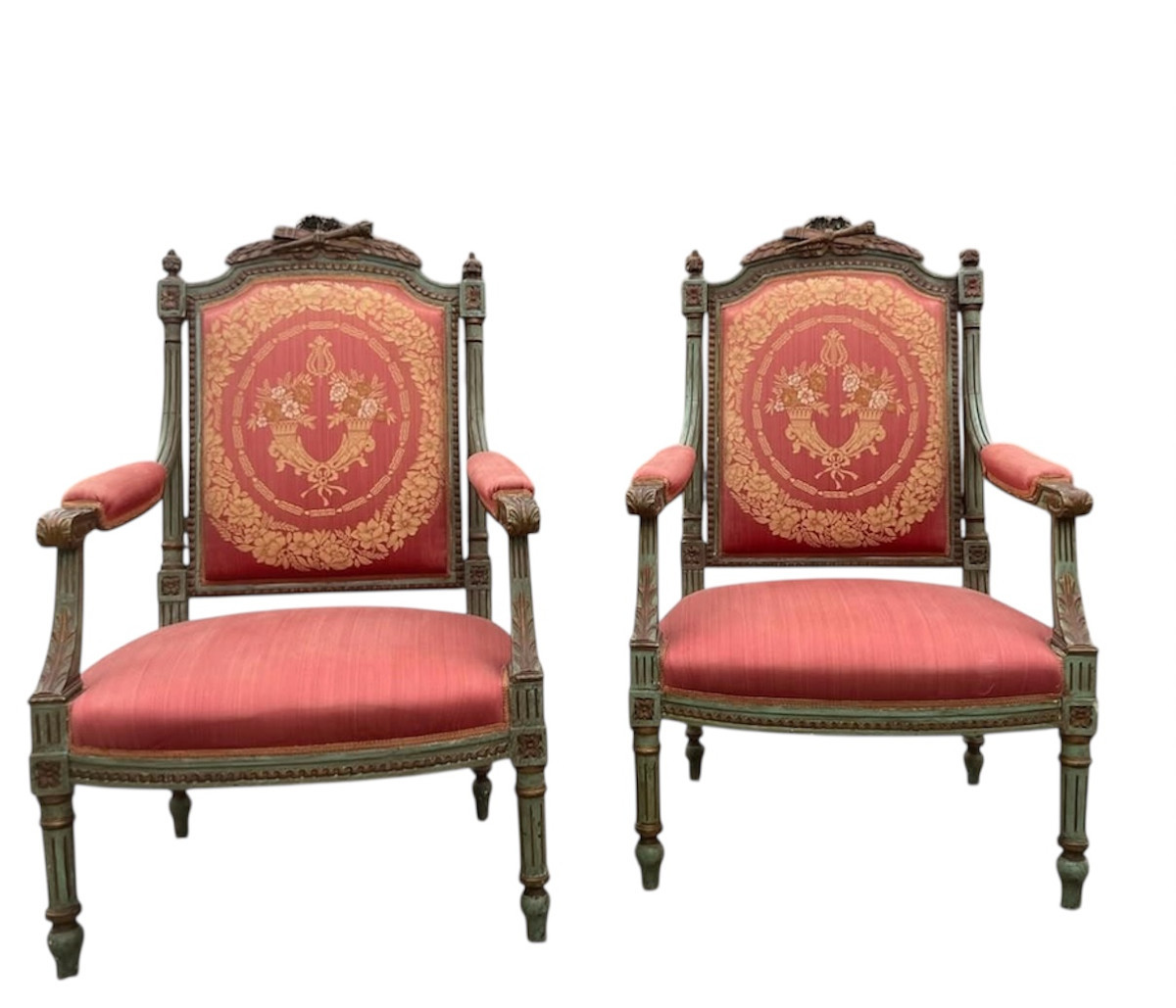 Paire fauteuils  de style Louis XVI