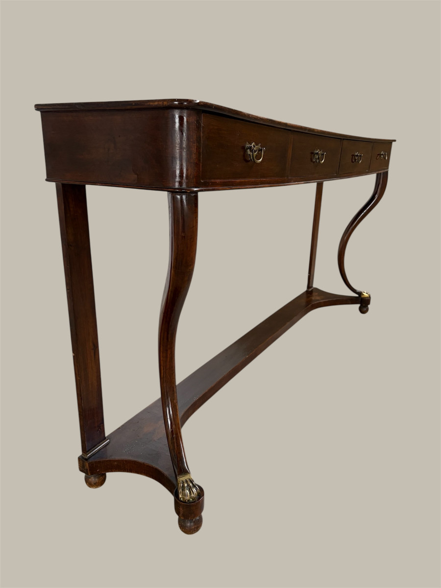 Console du XIXe siècle,  en noyer,