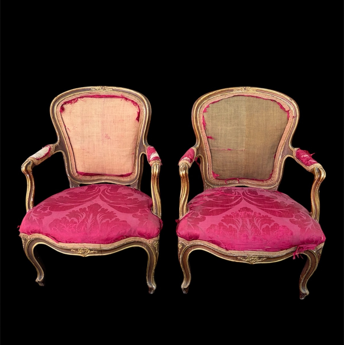 Pair Of Louis XV Armchairs In Carved And Gilded Wood – 18th Century