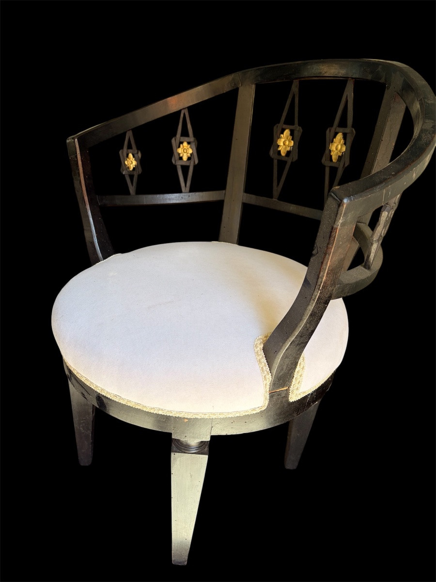 Black-lacquered Louis XVI Armchair With Gold Trim-photo-1
