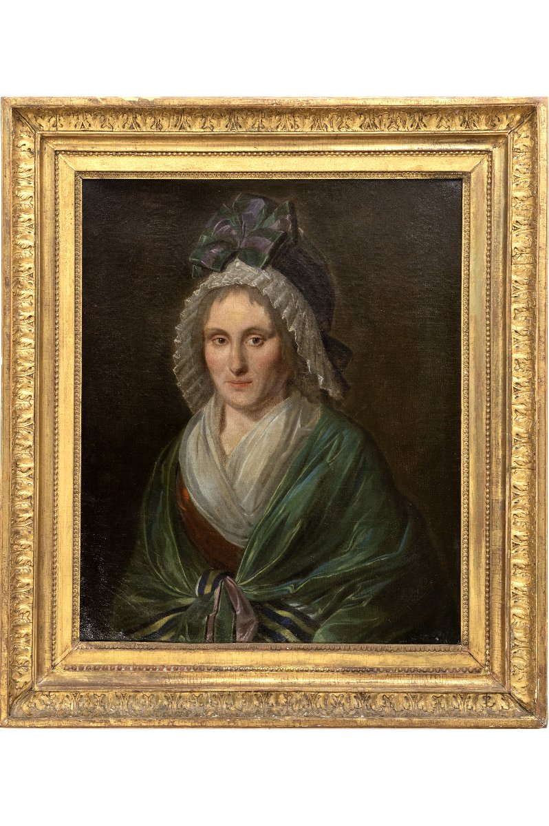École française fin XVIIIe – Elégante au grand bonnet et châle vert– Huile sur toile -photo-2