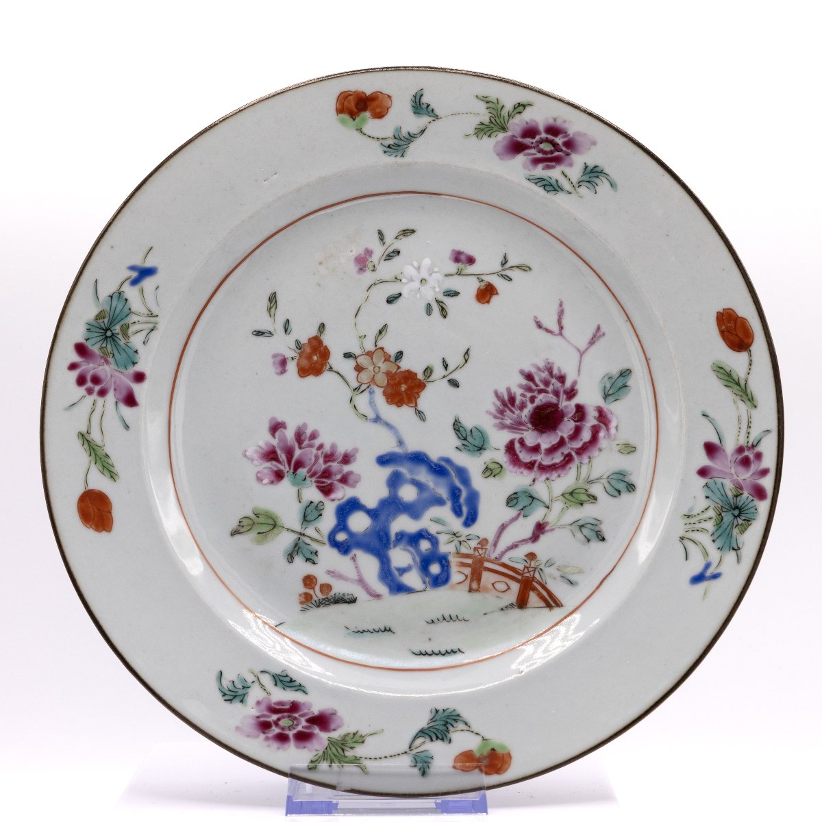 Compagnie Des Indes Porcelain Plate – Qianlong Period, China – 18th Century