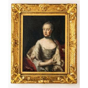 French School 18th Century, Presumed Portrait Of Marie Lesczynska, Oil On Canvas.