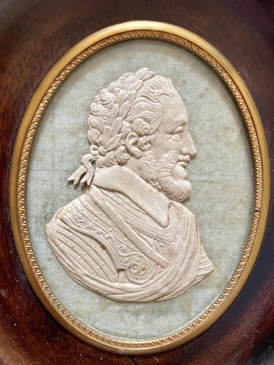 Bas-relief Of Henry IV In Embossed Paper From The Restoration Period 