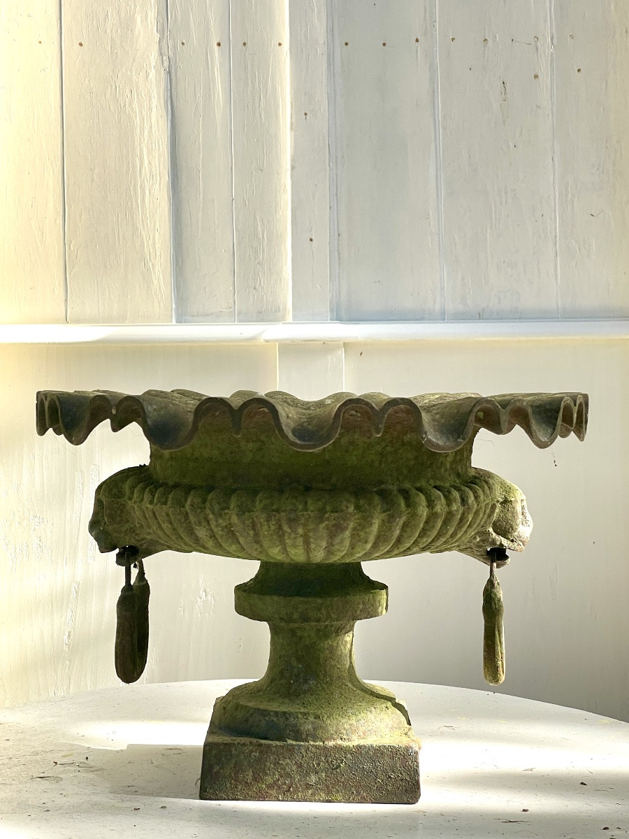 Vasque en fonte XIXème siècle 