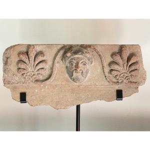 Fragment étrusque avec tête de satyre