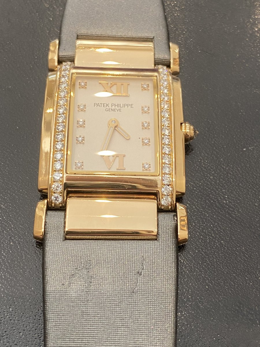 Patek Philippe Twenty 4 Gold. Ref. 4920 With Rare Gold Folding Clasp-photo-1