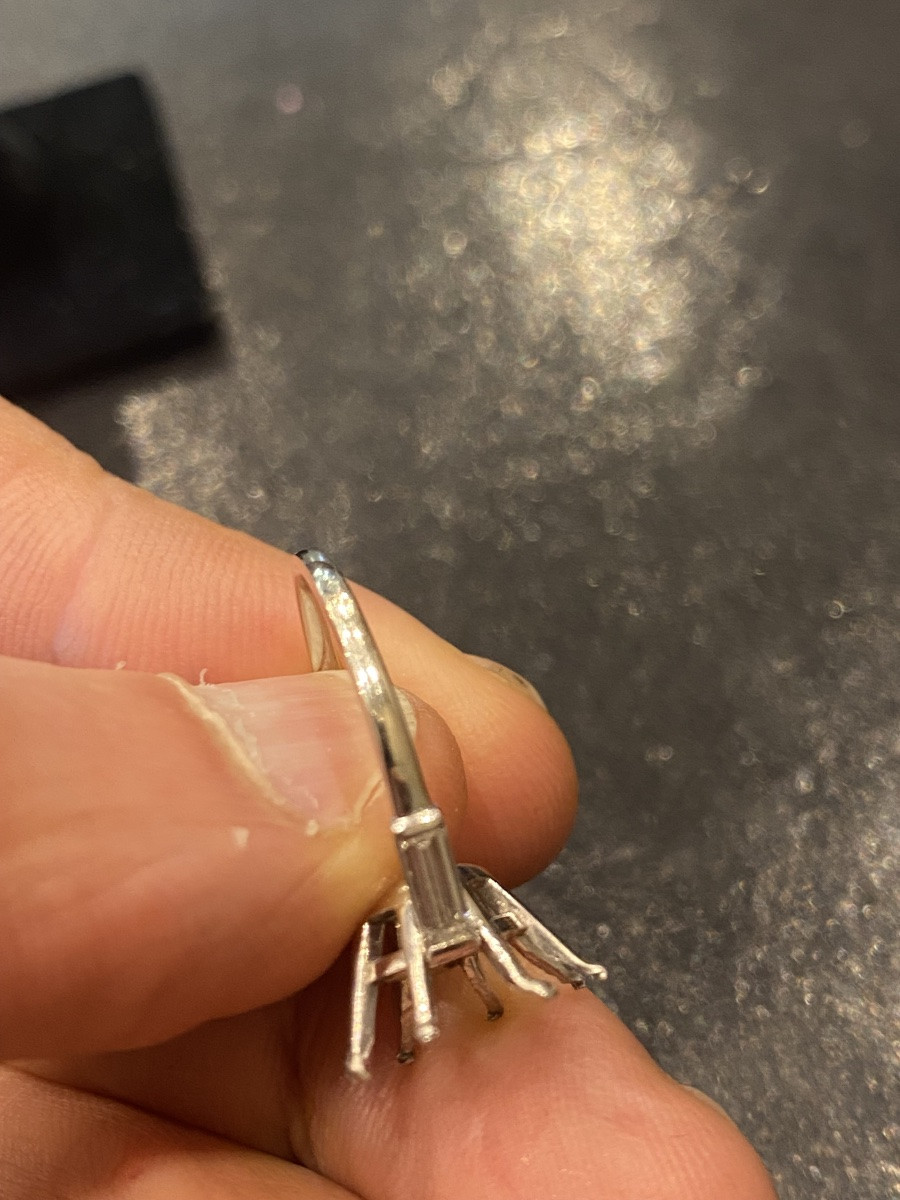 Monture de bague pour un diamant solitaire or et platine -photo-2