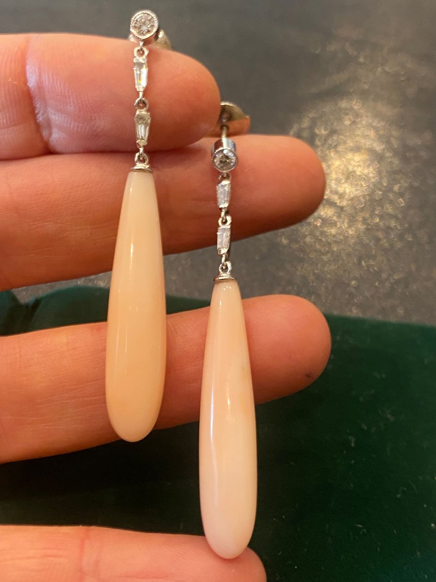 Paire de boucles d'oreille en or blanc 18K diamants-photo-3