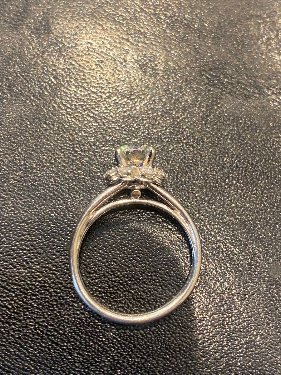 Bague solitaire en platine ornée d'un diamant 0,80 Cts de belle qualité-photo-4