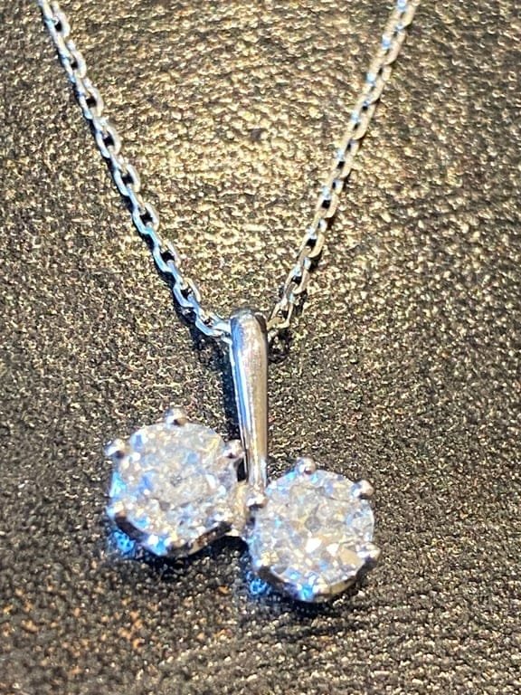 750 Gold Chain And Pendant, "toi Et Moi" Design, With Two Diamonds, 0.55 Carats Each.-photo-2