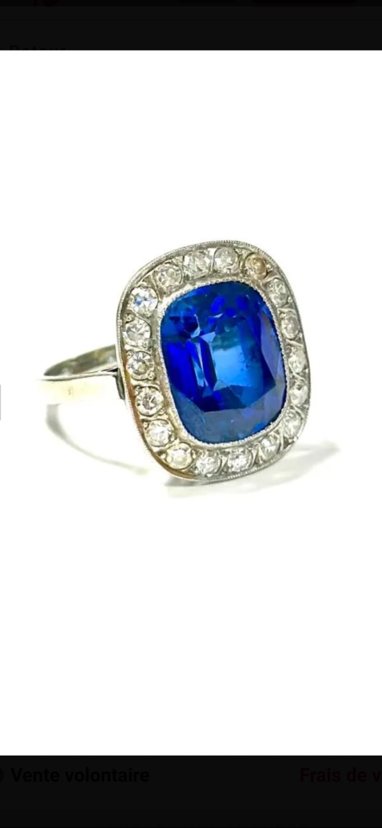 Antique 18k Gold And Platinum Ring With Verneuil Sapphire And Diamonds