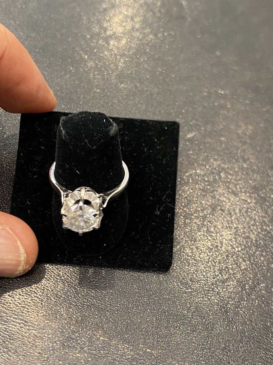 Solitaire Ring 2.06 Carats Certificate-photo-1