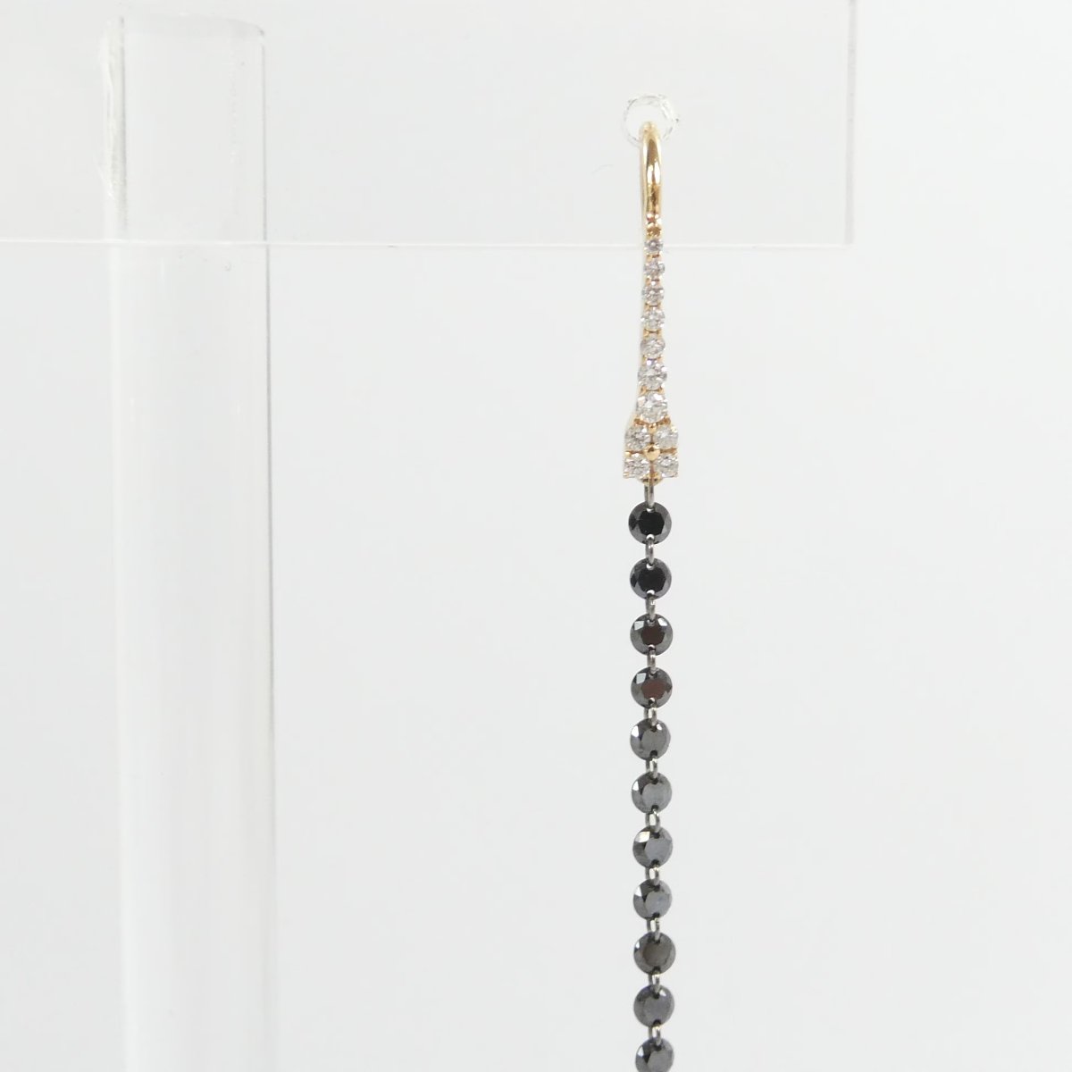 Paire de pendants d'oreille diamants noirs et blancs or 18 cts-photo-3