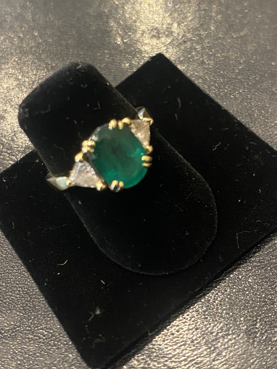 Bague or émeraude et diamants 