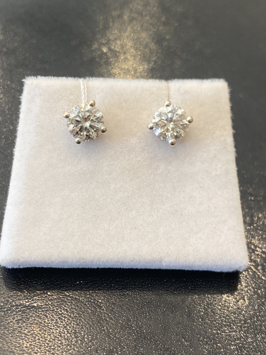  Pair Of 2x0.90cts Bts Stud Earrings In 750 Gold-photo-3