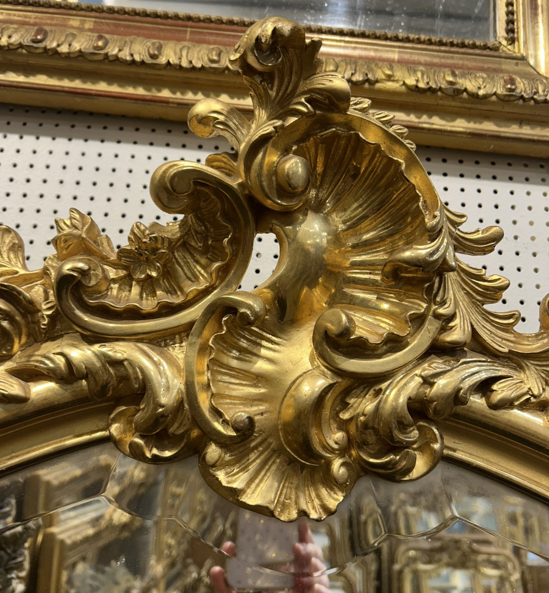 Miroir Louis XV tarabiscoté 108x152 cm-photo-2