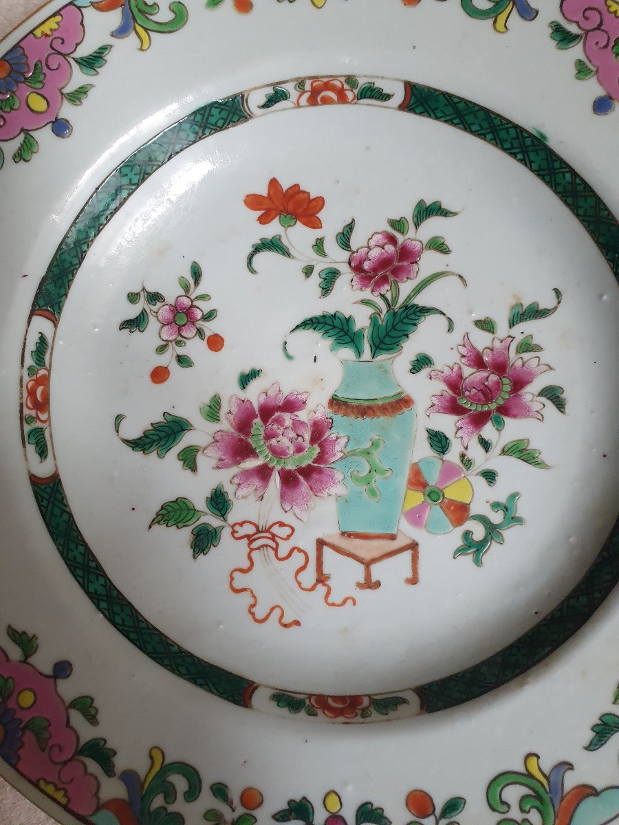 Assiette Chine Famille rose  18e siècle