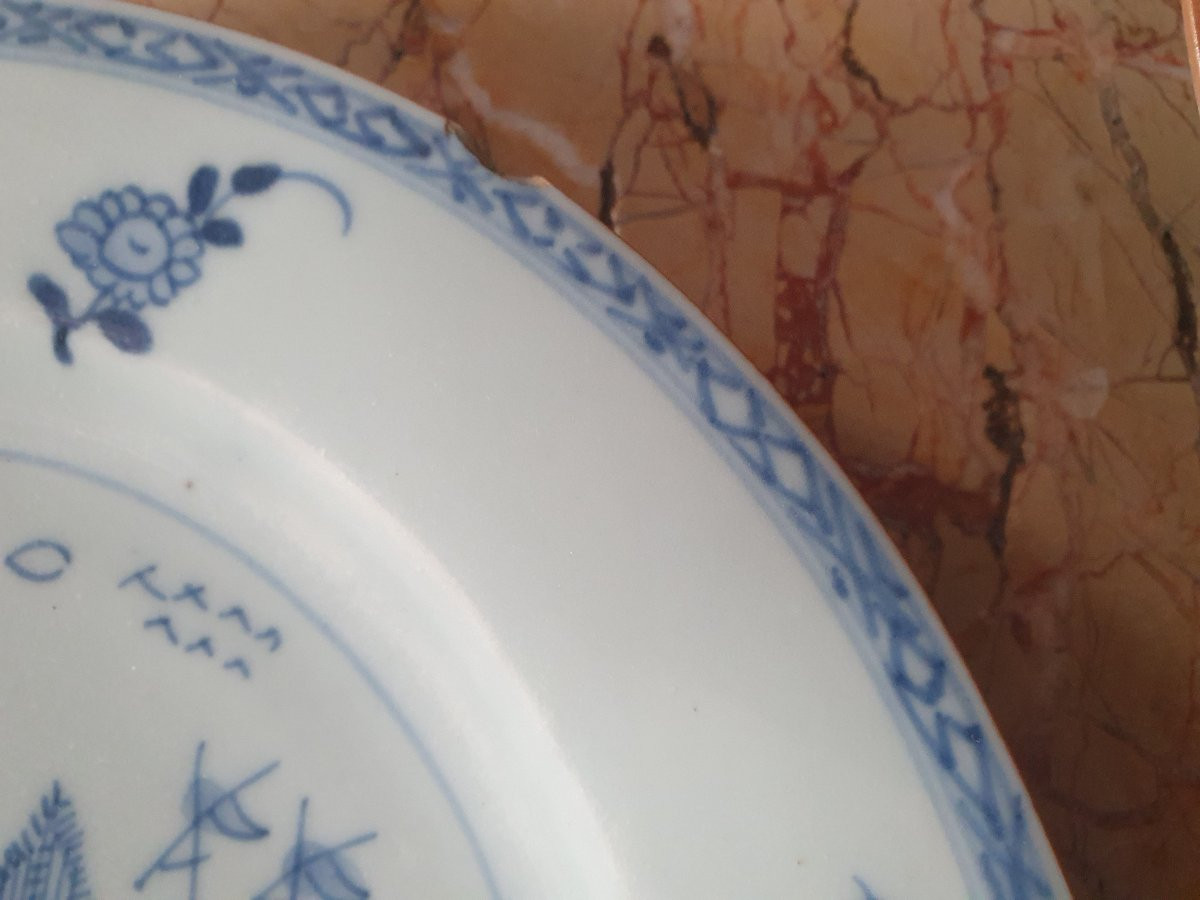 Pair Of 18th Century Chinese Plates -photo-2